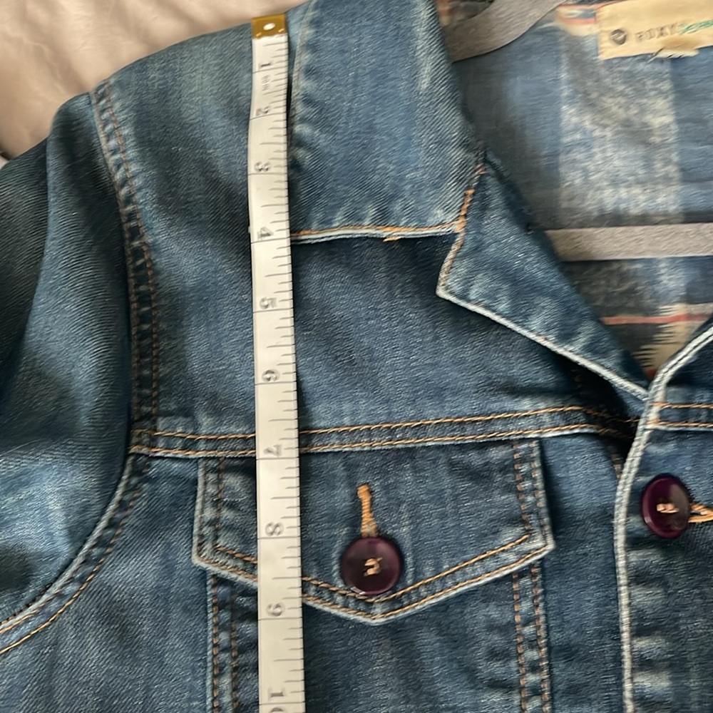 Roxy Jean Jacket! - image 3